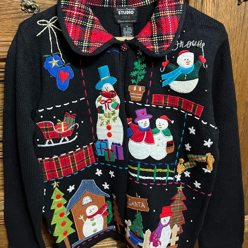 Designer Original Studio Christmas black sweater, size medium, smoke free